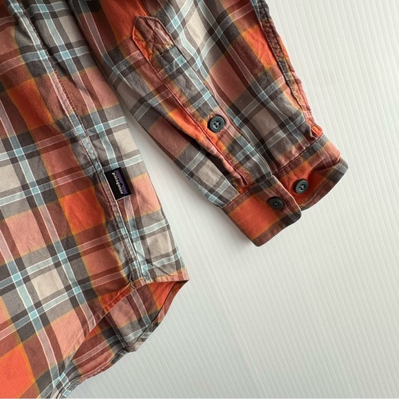 Patagonia Button Down Orange plaid Men's Shirt size small - Picture 5 of 6